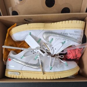 Off-White Lot 01/50 r 3 p